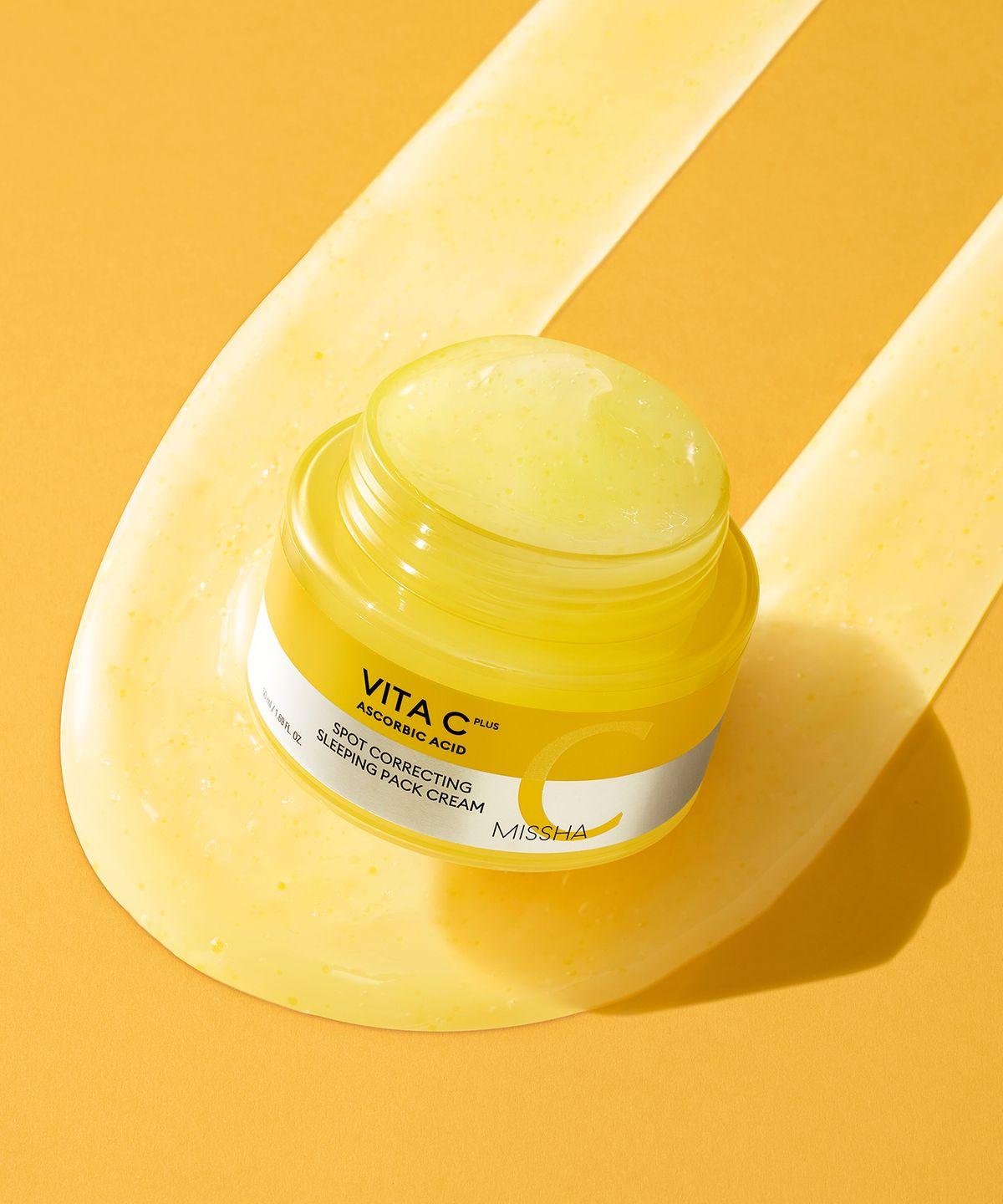 

MISSHA Vita C Plus Крем-маска для лица ночная для коррекции пигментных пятен (50мл)