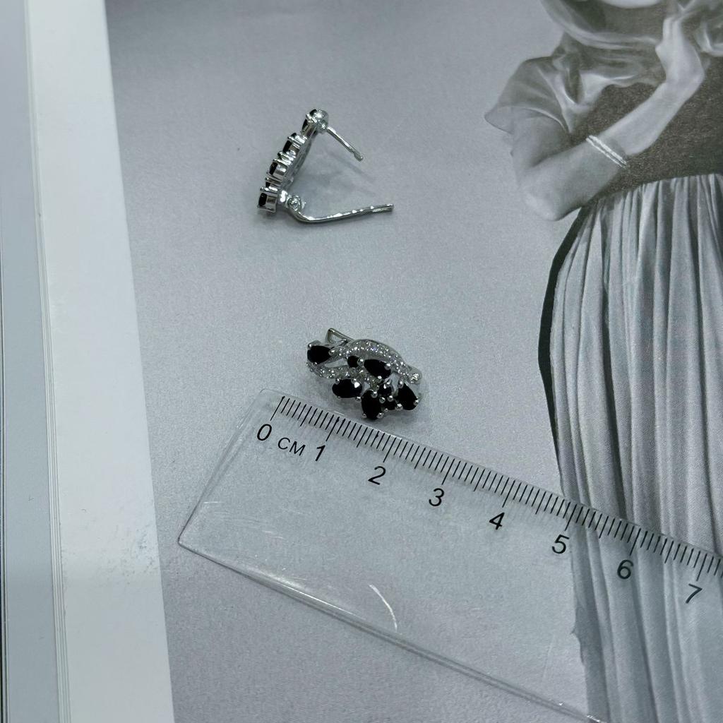 Серебряные серьги с натуральным сапфиром (2170334)