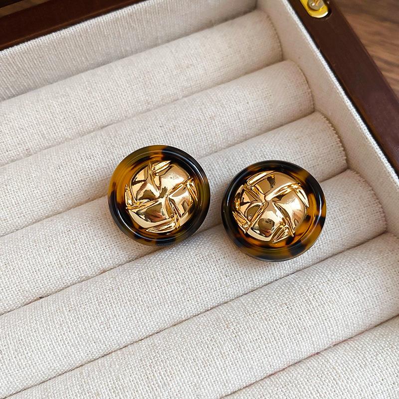 Retro Hong Kong Style Silver Needle Leopard Print Circle Earrings Light Luxury High-end Temperament Earrings Niche Earrings Women