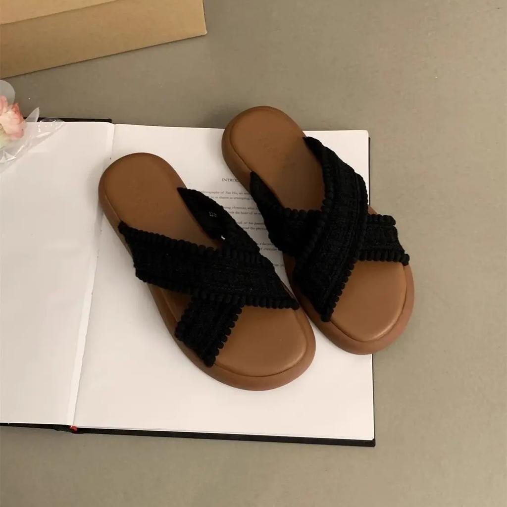 Fashion Women's Slippers and Ladies Sandals Soft Shoes Thick Slides Sabot Korea Style Top Designs New Chic Elegant Non Slip Small Size