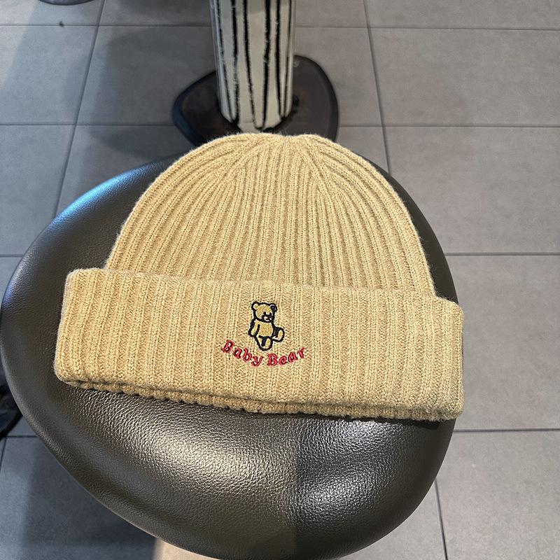 Autumn and Winter Warm and Thick Knitted Hat for Women Cute Bear Letter Embroidered Pullover Hat Versatile for Street Youth