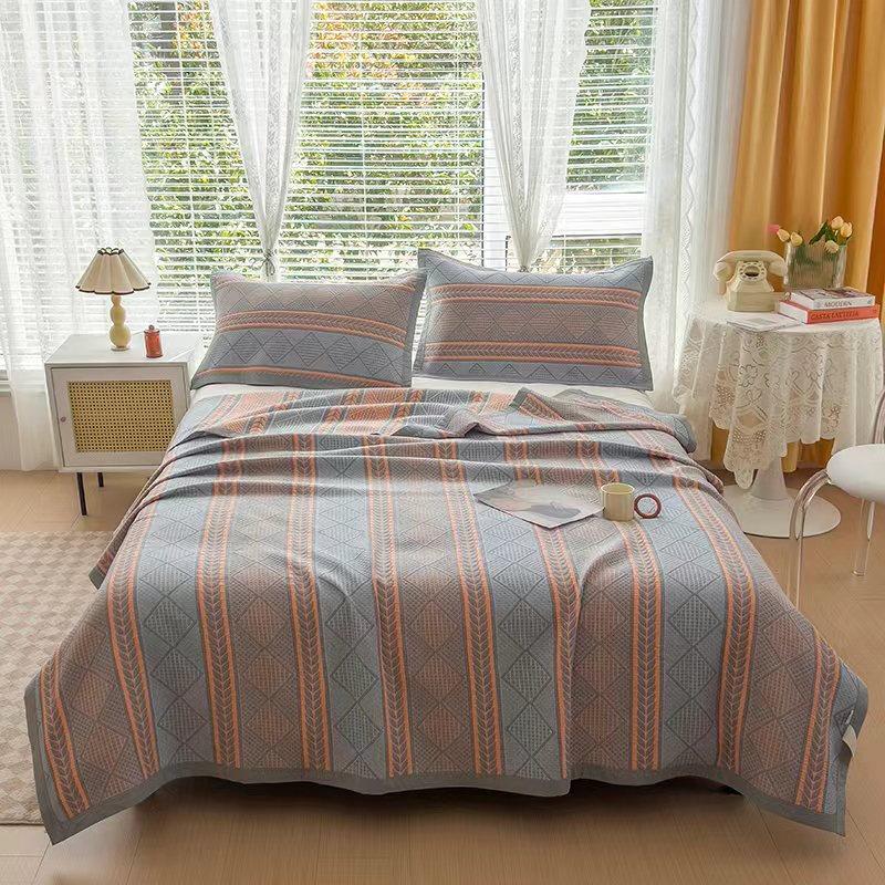 Breathable Summer Quilt & Pillowcase Set
