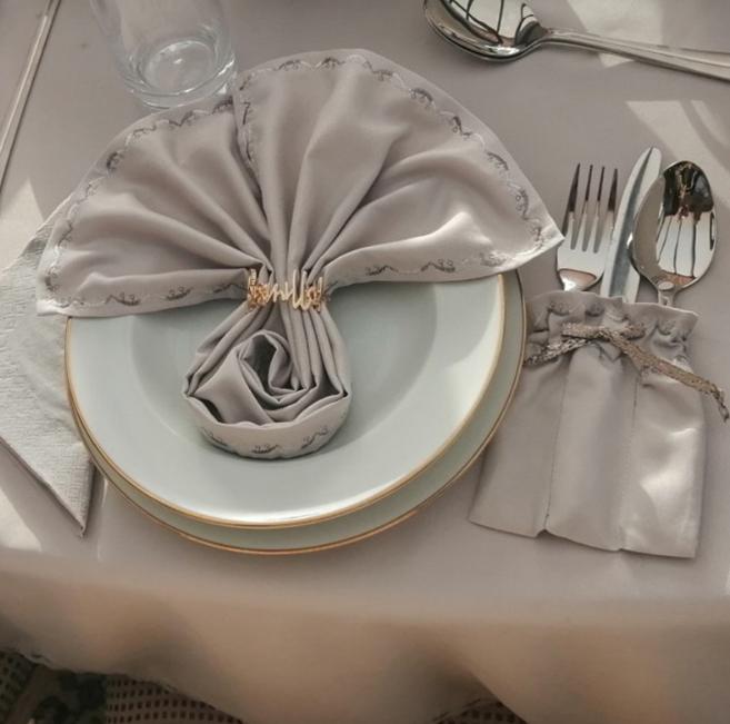 6pcs/bag Hotel Banquet Creative Letter Style Napkin Ring Wedding Restaurant Metal Table Decoration Accessories