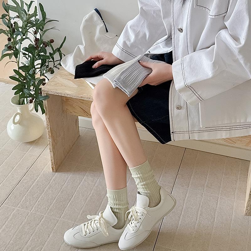 Women's New Autumn Trend Point Yarn Mesh College Wind Tube Pile Pile Cotton Socks