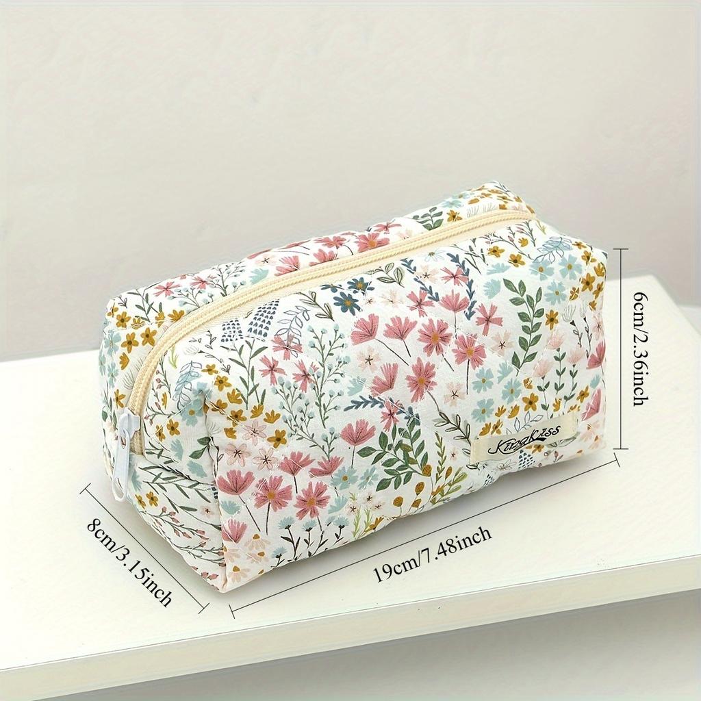 1pc, Stylish Floral Pattern Quilted Makeup Bag - Multifunctional Storage Pouch, Portable Toiletry Organizer,Travel Accessory Bag