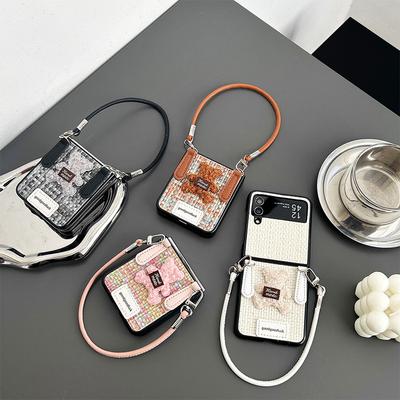 Little Bear Checkered Phone Case for Samsung ZFLP6 Flip Flip Folding Screen Findn3Flip Handheld Rope Women's Edition