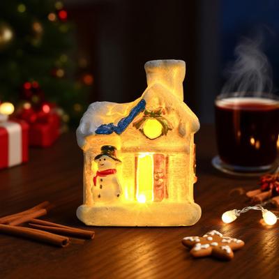 Noel Mini Kar Evi Figür LED Işıklı Minyatür Kulübe Dekorasyonu Minik Reçine Kış Köyü Süsü Noel Sahnesi için Masaüstü Dekorasyonu