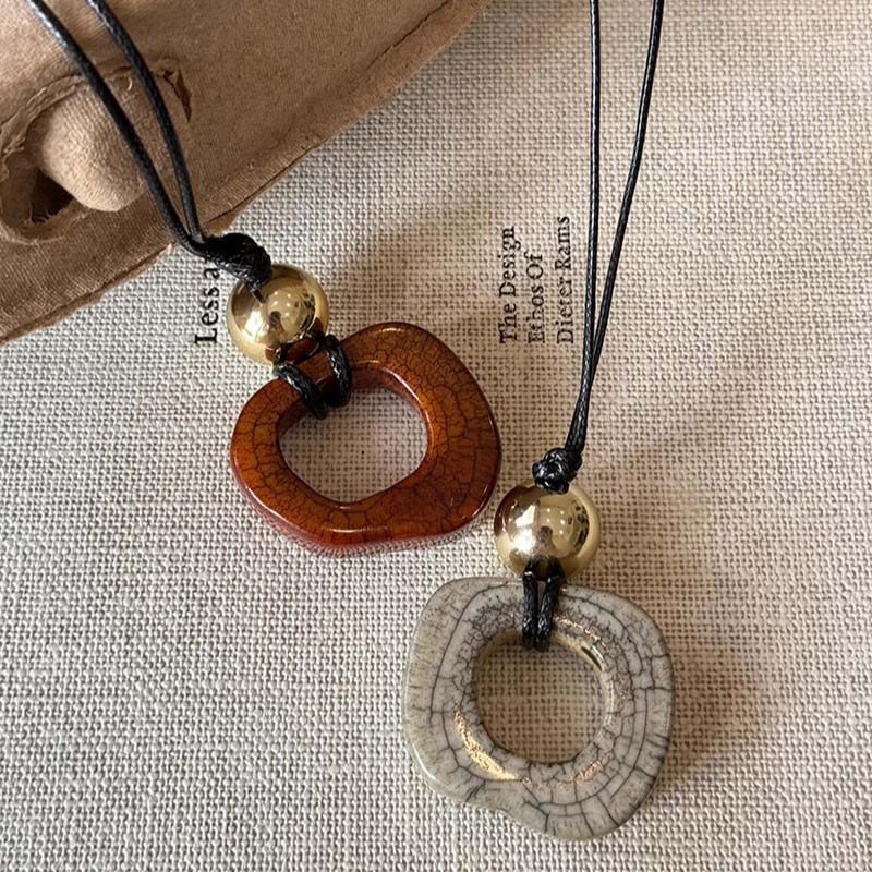 Fashion Resin Round Hollow Pendant Necklaces for Women Trendy Black Leather Rope Long Sweater Chain Necklaces Party Jewelry