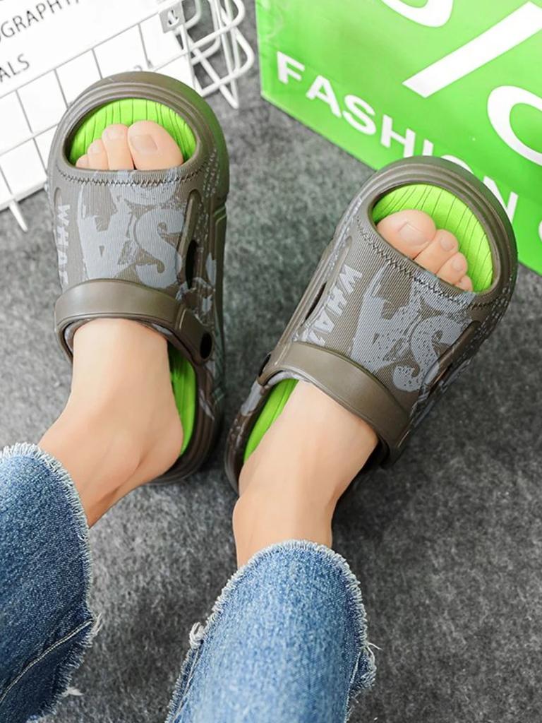 Fashion Platform Sandals Man Beach Shoes Pvc Eva Low Price Summer Sale 2025 Style Rubber Designer Luxury Fun Adult Y2k Slippers for Men