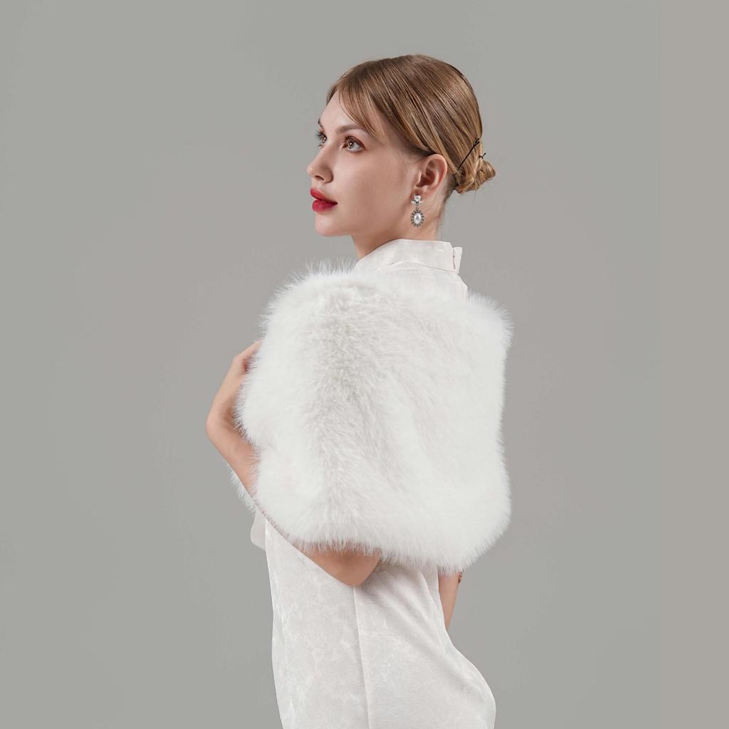 Bridal Wedding Fur Shawl with Lace-Up for Autumn Winter Bridesmaids