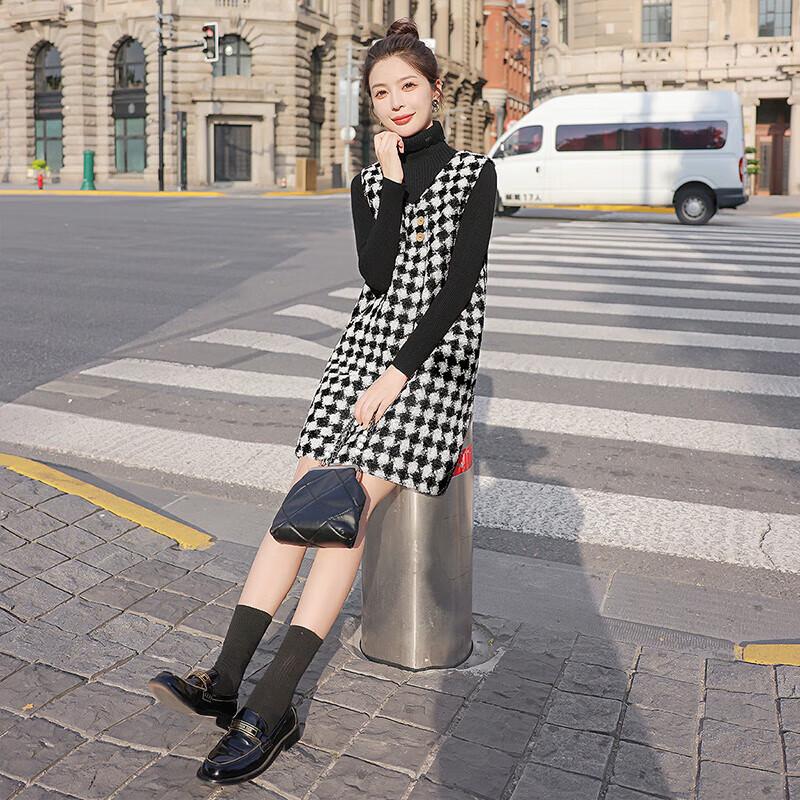 

Sybill She 2025 Autumn Retro A-line Sleeveless Button Dress XL