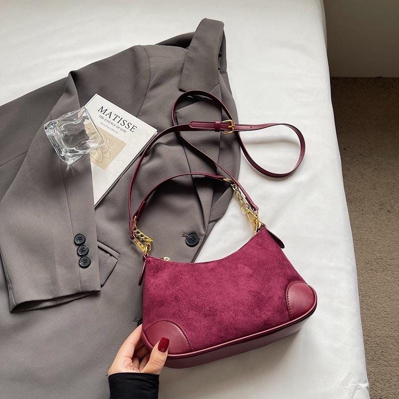 

Ретро сумка женская осень-зима 2025 новая модная нишевая дизайнерская сумка через плечо и кроссбоди популярная сумка-пельмень в стиле инс бордовый