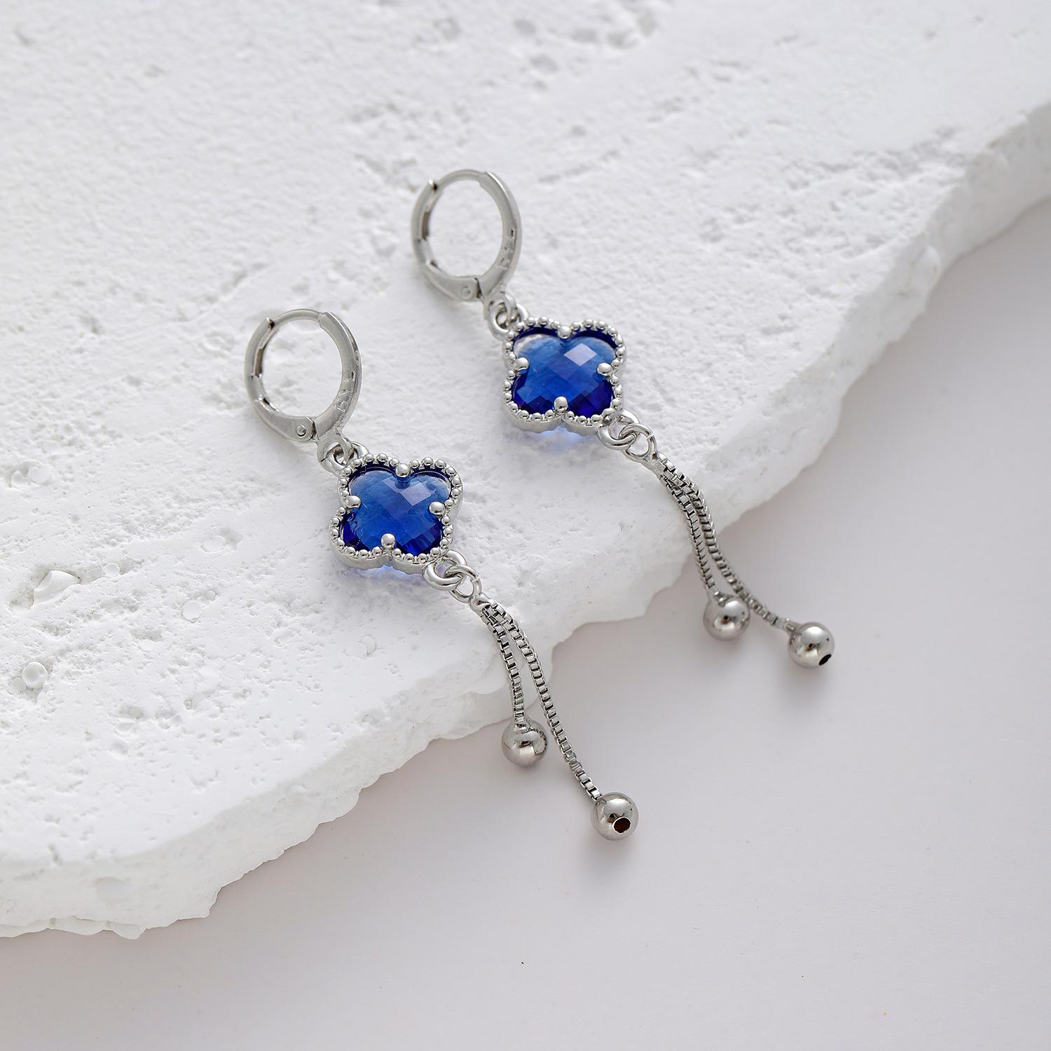 

Высококачественные серьги-кисточки с четырьмя листочками клевера для женщин, модные серьги-цветы из меди и циркония, серьги для пожилых людей, элегантные застежки для сережек