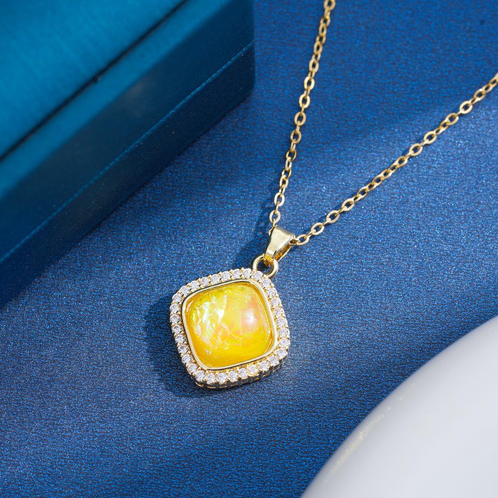 Women s Fashion Cat s Eye Geometric Rhombus Pendant Necklace with Clavicle Chain