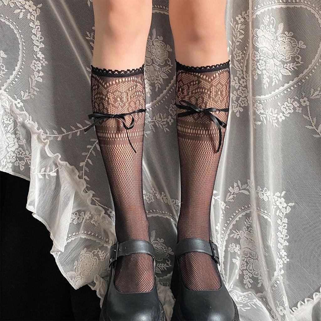 Damen Süße Ausgestanzte Florale Spitze Strümpfe Japanischer Stil Niedliche Schleife Rüschen Einfarbige Mittellange Überkalb Socken