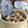 Mini Skull Figurine Miniature Skeleton Head Table Decor Micro Landscape Figure Halloween Prank Props Haunted Dollhouse Decor