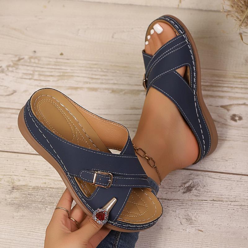 New Solid Color Belt Buckle Thick-soled Slippers Large Size One-word Cross Slope Heel Beach Cool Slippers