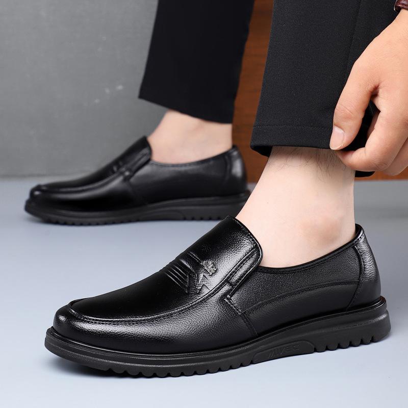 First layer cowhide layer cowhide business men's leather shoes autumn new casual men's shoes soft sole comfortable middle-aged and elderly dad
