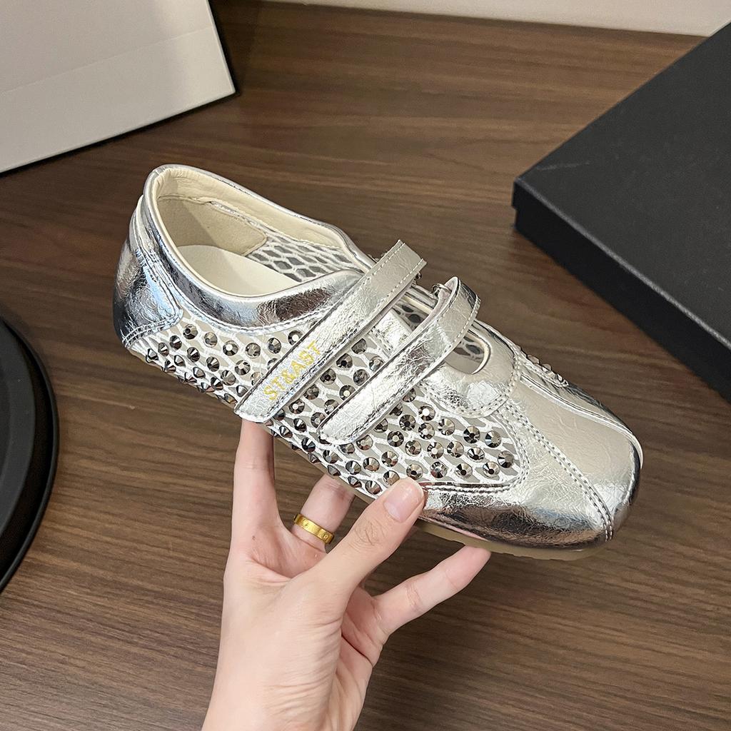 Buty codzienne damskie lekkie na rzepy 2025 lato nowe wersja koreańska oddychające europejska moda cyrkonie Mary Jane pojedyncze buty