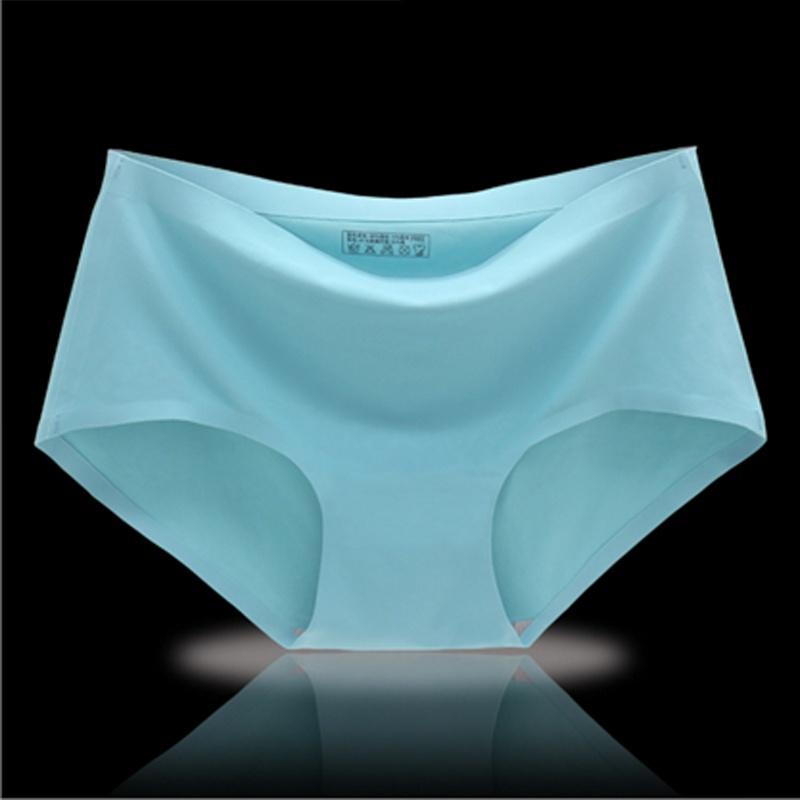 Women Summer Panties Ice Silk Cool Refreshing Seamless Underwear Triangle Briefs