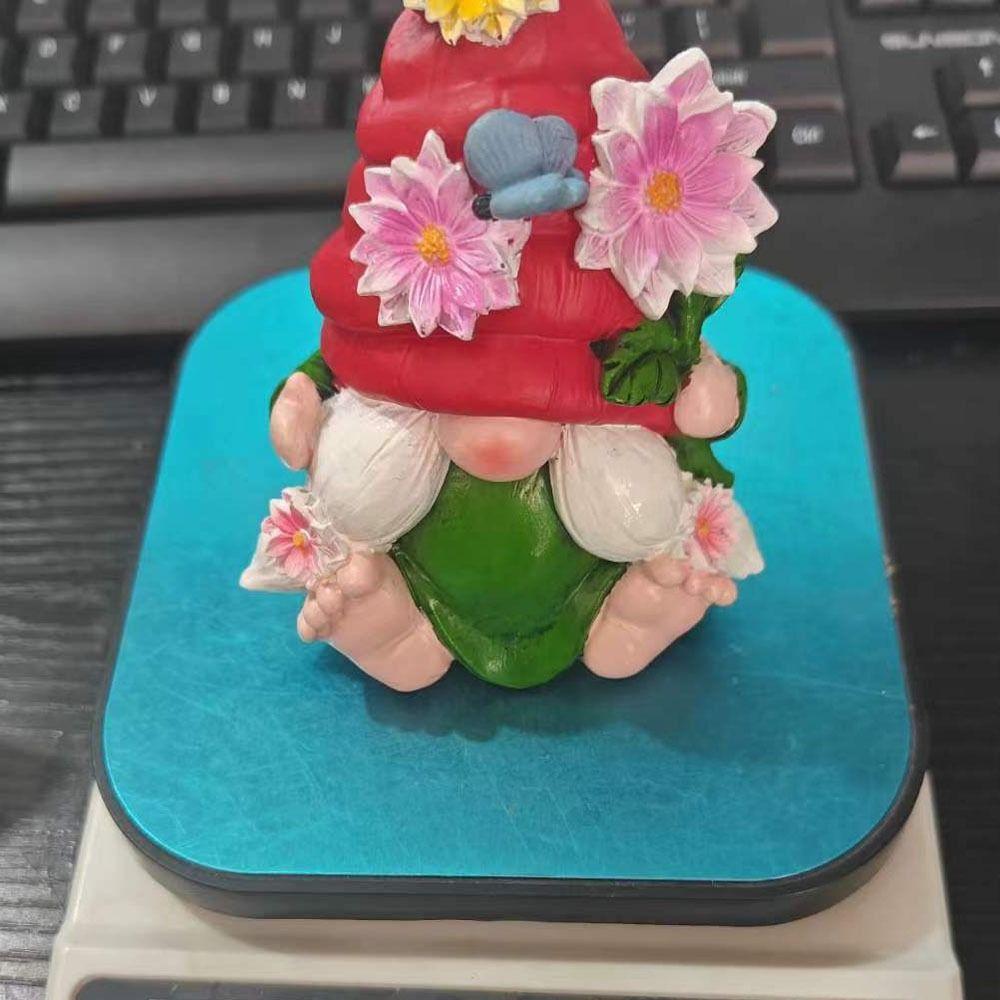 Stolní miniatury Květinový elf soška Zábavná ozdoba Mikro-krajina Trpaslík sedící soška Dekorace zahrady Pryskyřice Gnome řemesla Velikonoce