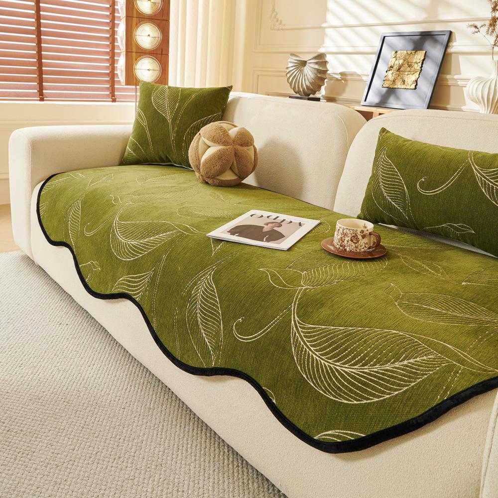 

Irregular Leaves, Special-Shaped Retro Sofa Cushion, Universal In All Seasons, New Premium Leather Sofa Cover, Non-Slip 90*90cm