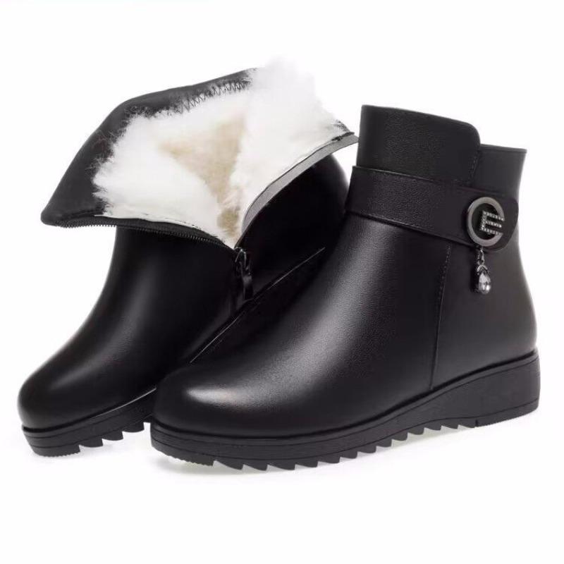 Vielseitige Schneestiefel mit flacher Sohle für Damen, neue Winter-Kurzstiefel, gefütterte, verdickte Baumwollschuhe, bequeme Stiefel mit weicher Sohle, Lederschuhe