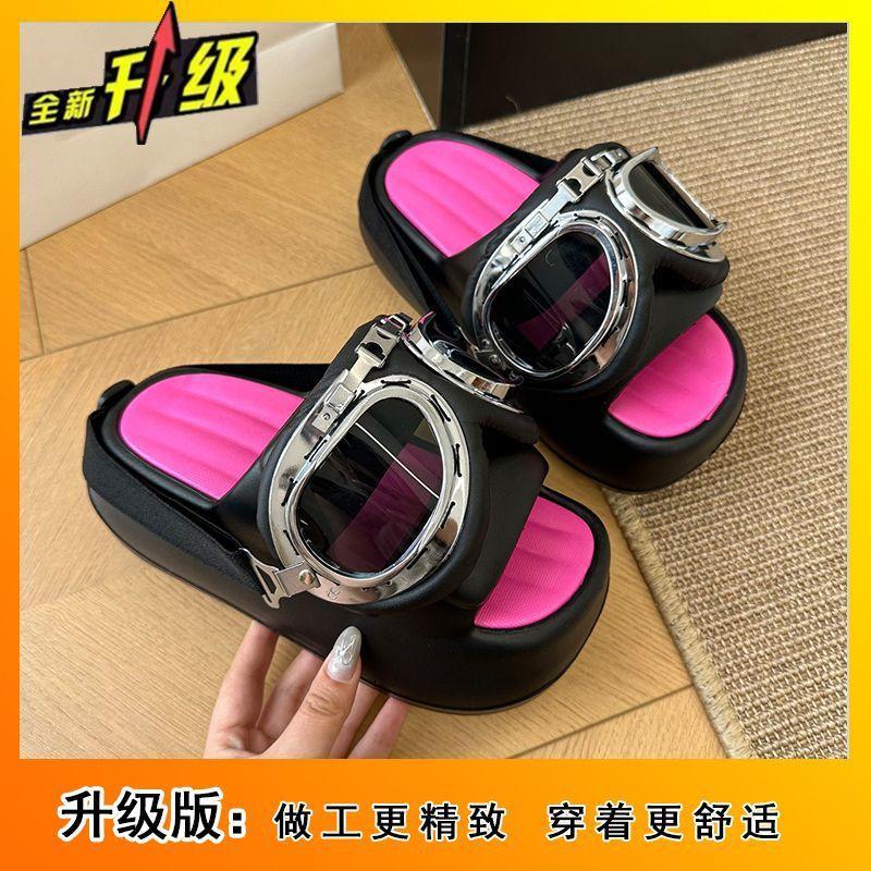 Cool Slippers Women's Summer Outer Wear Fashion Small One-word Thick Bottom Heightening Open-toed Cool Slippers Women's 2025 New