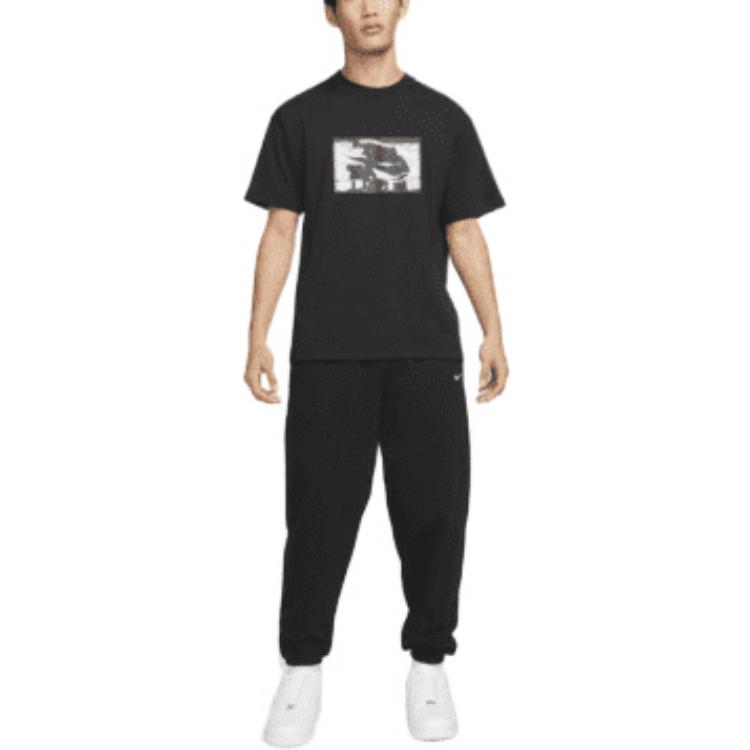 Nike T Shirts Men's Black Crew Neck Moderate Straight Fit DR5758-010