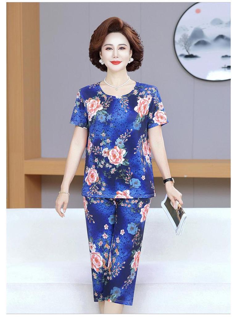 Women's Plus Size Ice Silk Pajama Set: Casual Short Sleeve Two-Piece for Middle-aged and Elderly Moms