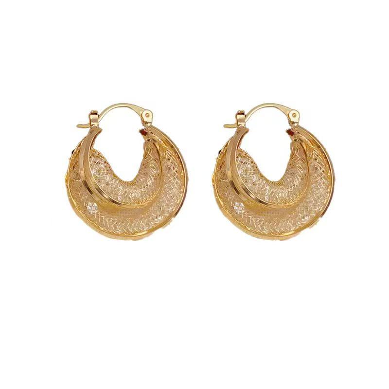 Women's Luxury Hollow Mesh Earrings: Unique Design for a High-Class Feel