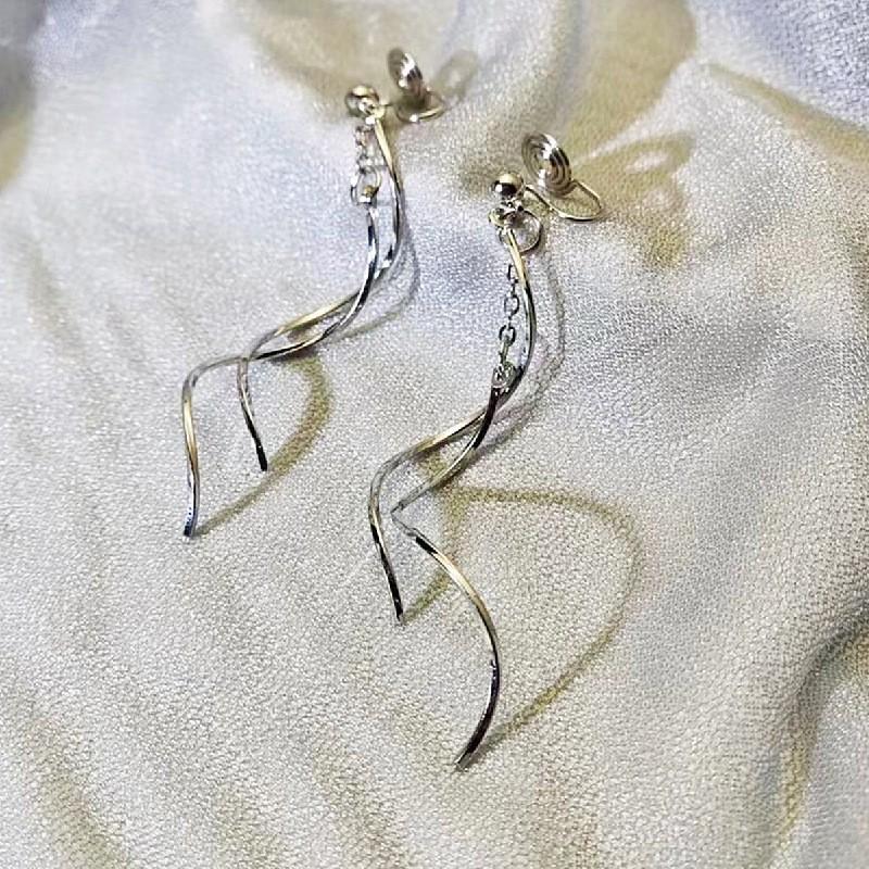 Exclusivo Ear Cuff de Camada Dupla Brilhante com Diamantes de Alto Padrão: Design Versátil e Indolor