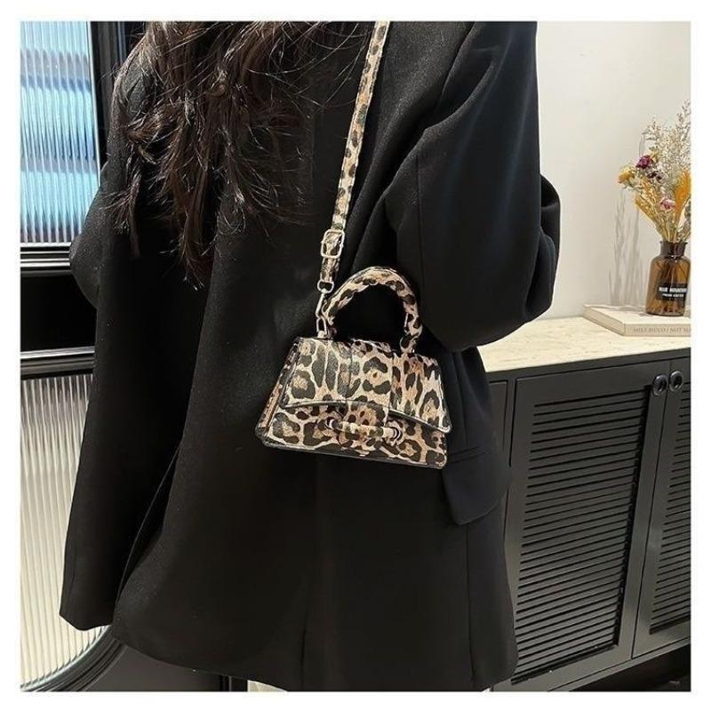Mini Leopard Print New European and American Retro Fashion Casual Portable Shoulder Small Square Bag Personalized Foreign Style Female A