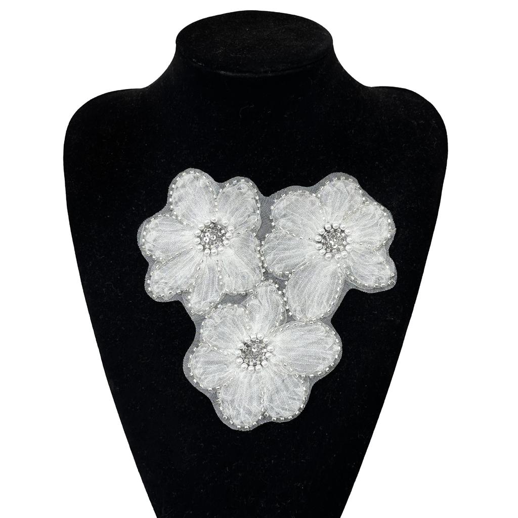 White Handmade Mesh Embroidery Flower Accessories Shirt Sweater Skirt Wedding Dress Diy Cloth Sticker Decoration