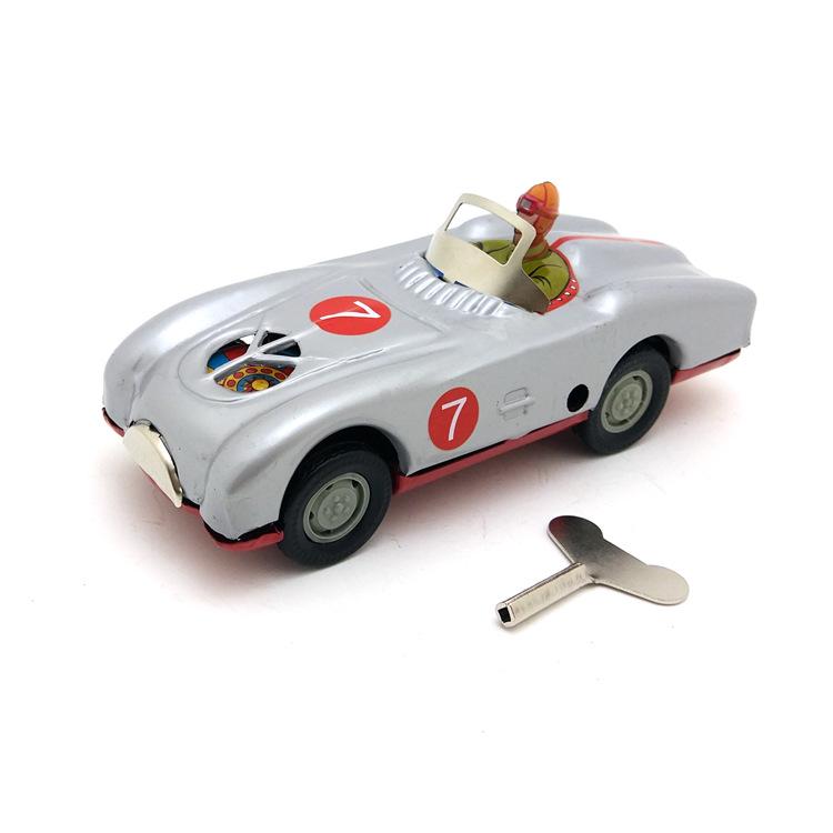Retro No. 7 80s Racing Car Photography Prop Tinplate Ornament for Bars and Restaurants MS642