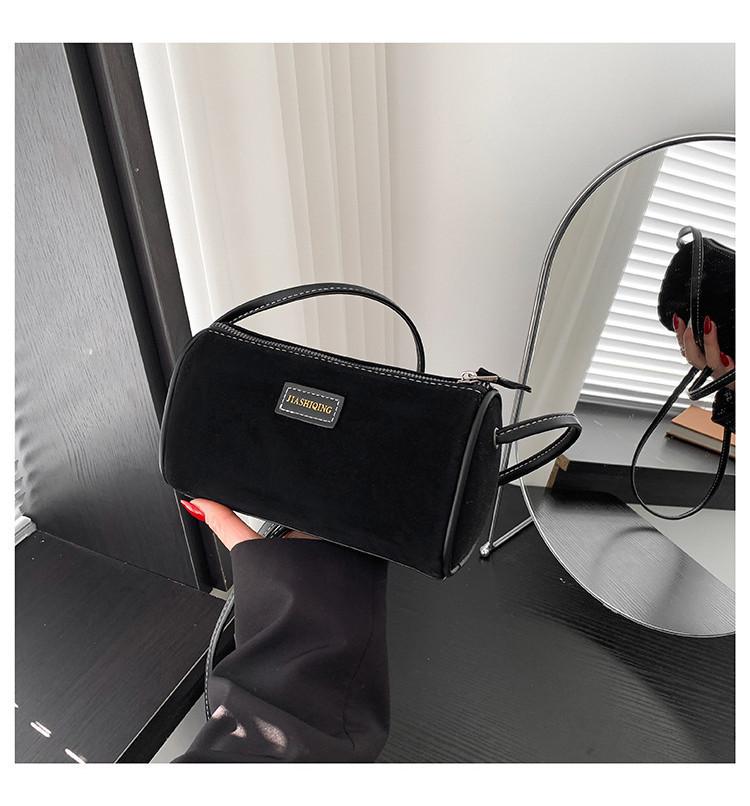 Высококачественная городская минималистичная замшевая сумка среднего размера под мышку с модным дизайном