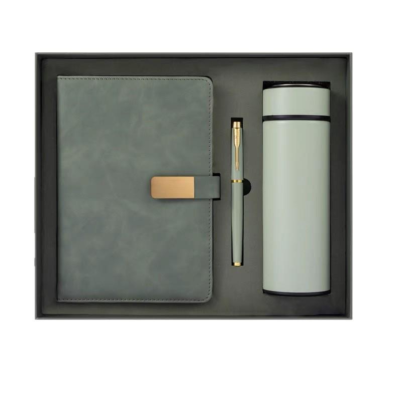 Executive Gift Set: High-Value Insulated Cup & Notebook for Business Offices