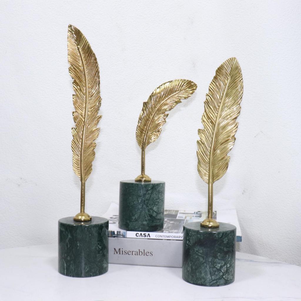 European Post-Modern Hotel Villa Leaf Art Desk Ornament - Light Luxury Home Decoration
