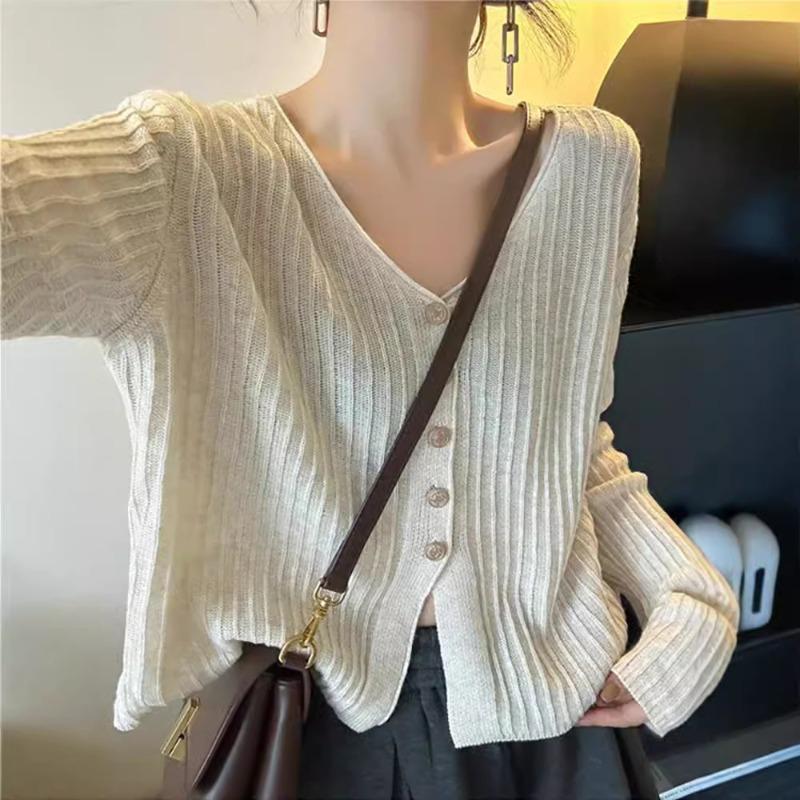Atmospheric Wear Knitted Sweater Jacket Early Spring Temperament Collar Cardigan Simple Casual Short Top