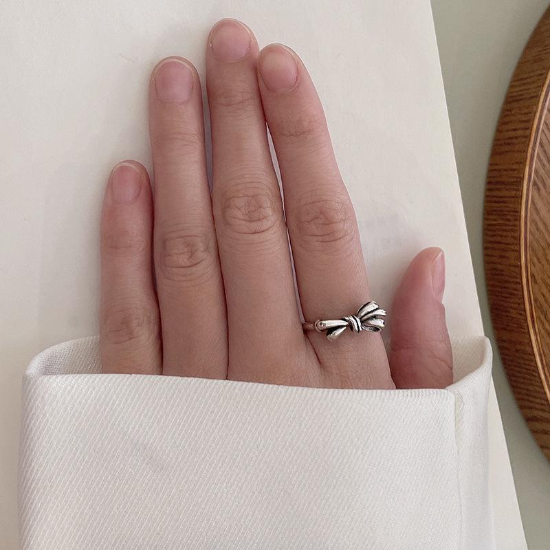 

Кольцо регулируемого размера из серебра 925 пробы: Не тускнеющий, Ретро, Нишевый дизайн для женщин Adjustable Open