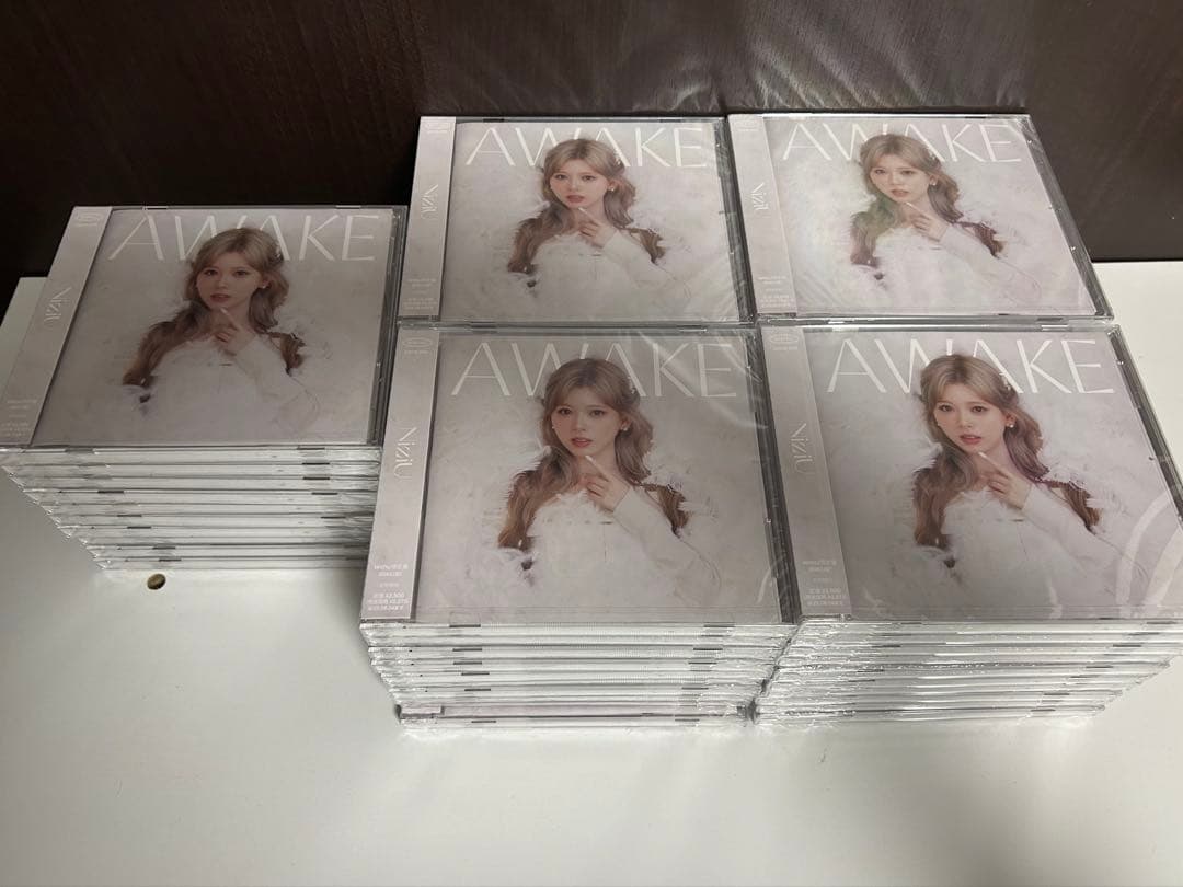 

[USED] NiziU Riku AWAKE WithU CD 50 pieces