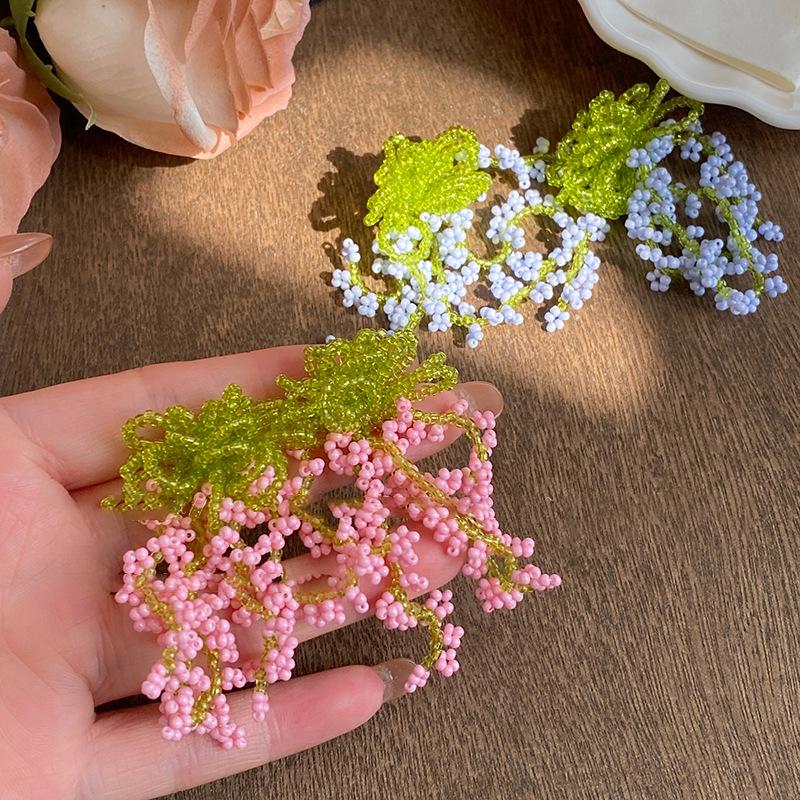 Garden spring beaded fringed flower sea waterfall stud earrings small fresh Mori sweet earrings early spring atmosphere earrings