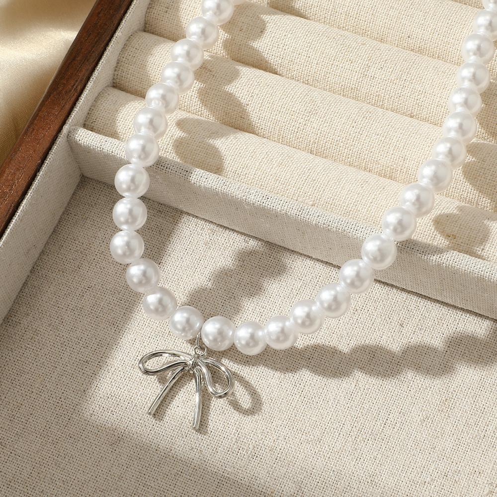 New Fashion Simple Imitation Pearl Choker Necklace For Women Vintage Elegant Beads Temperament Necklace Wedding Party Jewelry