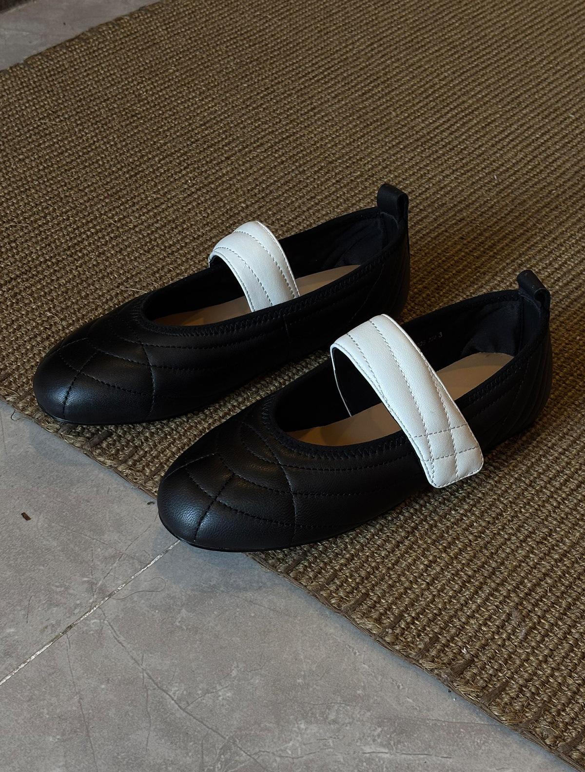 

2025 autumn new Korean version retro soft surface color matching Velcro light mouth single shoes women s gentle round head ballet shoes 40 чёрный