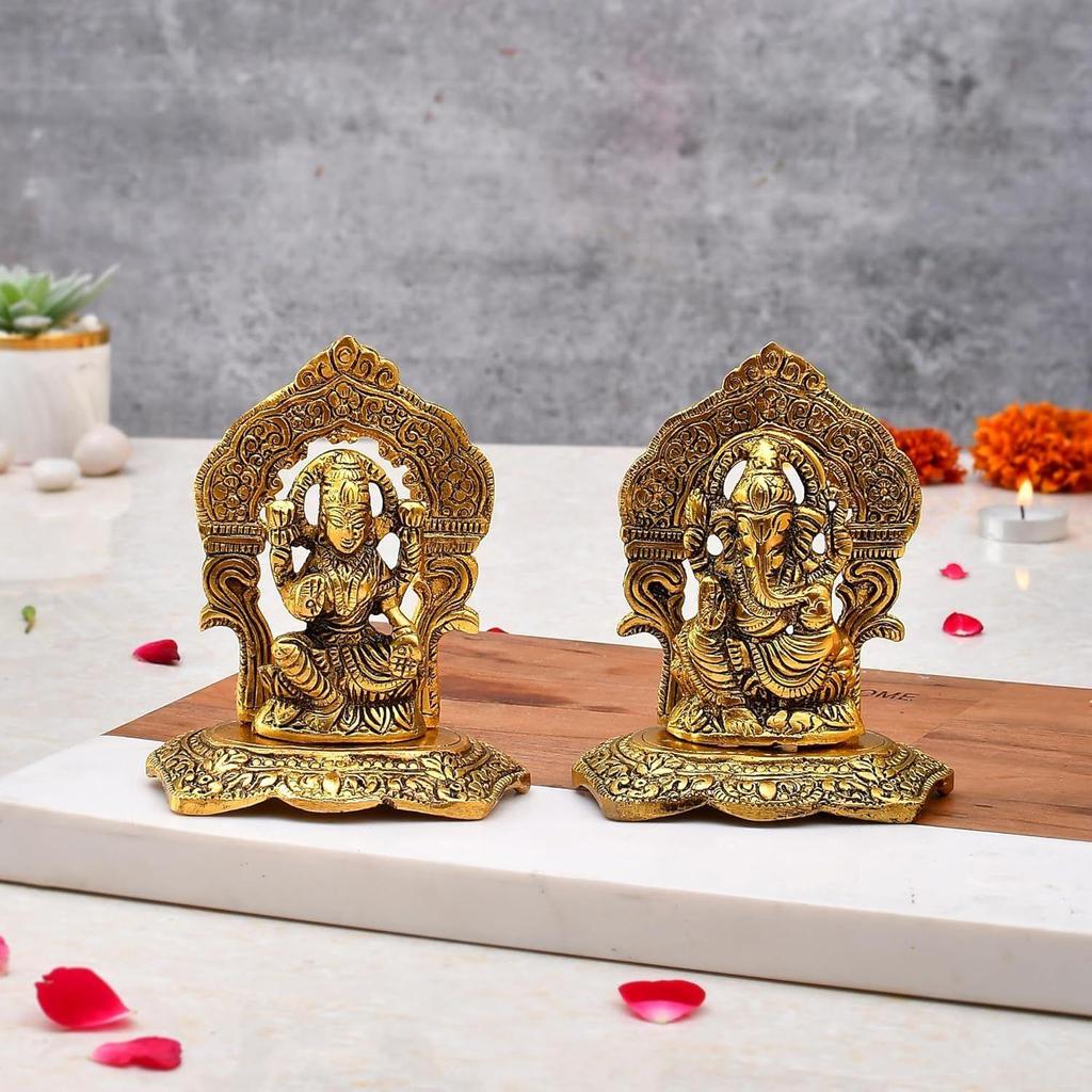 Metal Laxmi Lakshmi Ganesh Gift Items for Cooperate, Anniversary, Wedding Gift, Housewarming with Velvet Box Packing (Set of 1)