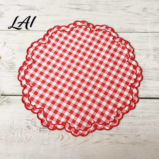 Heat Proof Mats for Dining 2Pcs Round Plaid Fabric Placemats Scalloped Tableware Coasters Resistant Plate Washable Place Table Tea Party