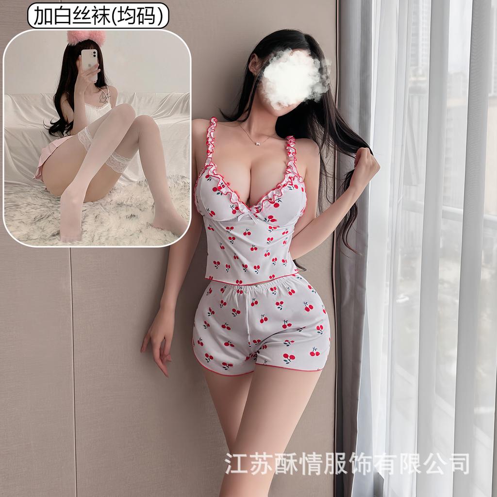 Crispy Cherry Floral Can Be Worn Outside, Sexy Suit, Free Suspender V-neck Plus Chest Pad Pajamas, Comfortable Home