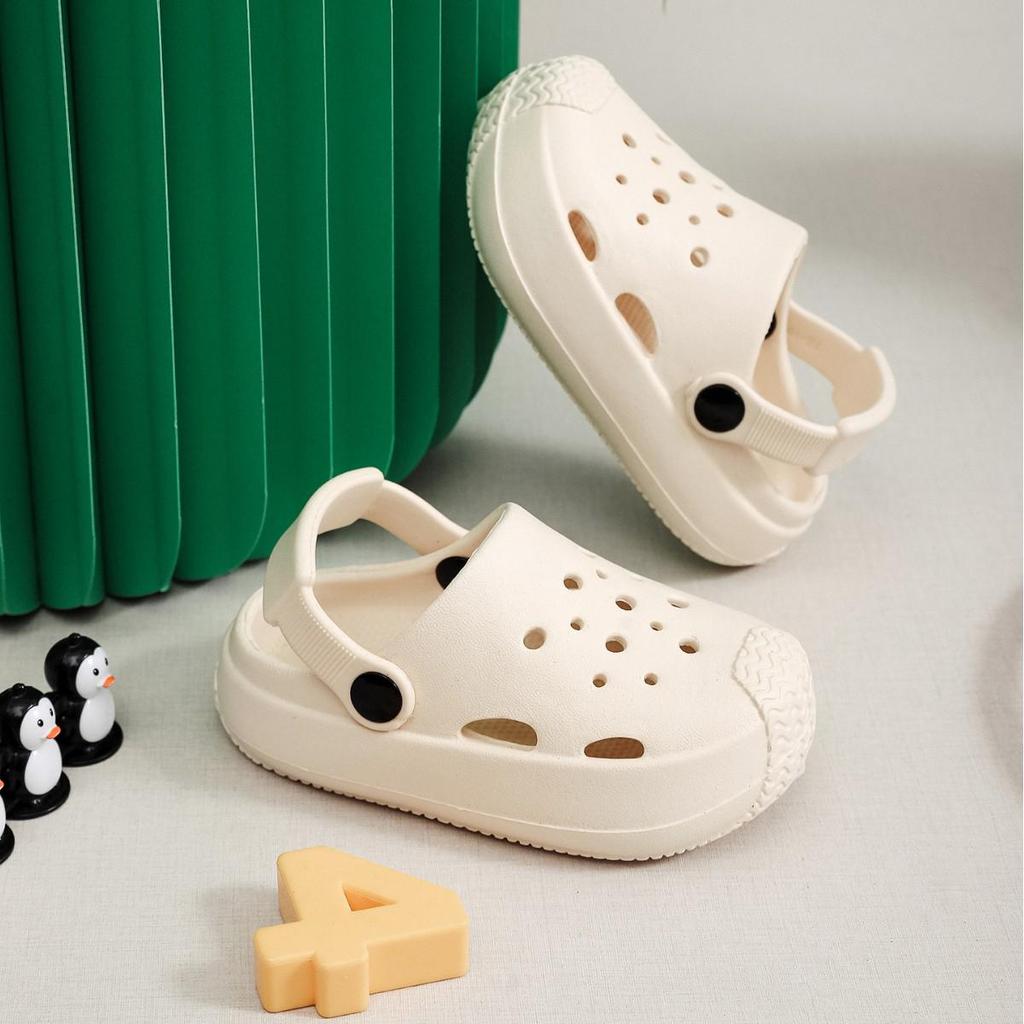 Children's Trendy Non-Slip Hole Sandals for Indoor/Outdoor Use