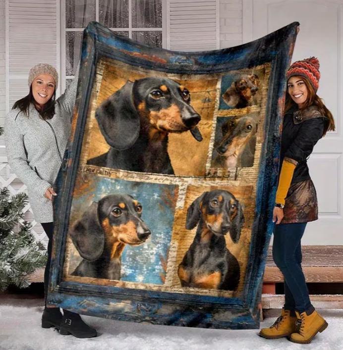 Dachshund Blanket Flannel Gift, Lightweight Plush Throw, Warm for Sofas & Beds, Perfect for Holidays Blanket