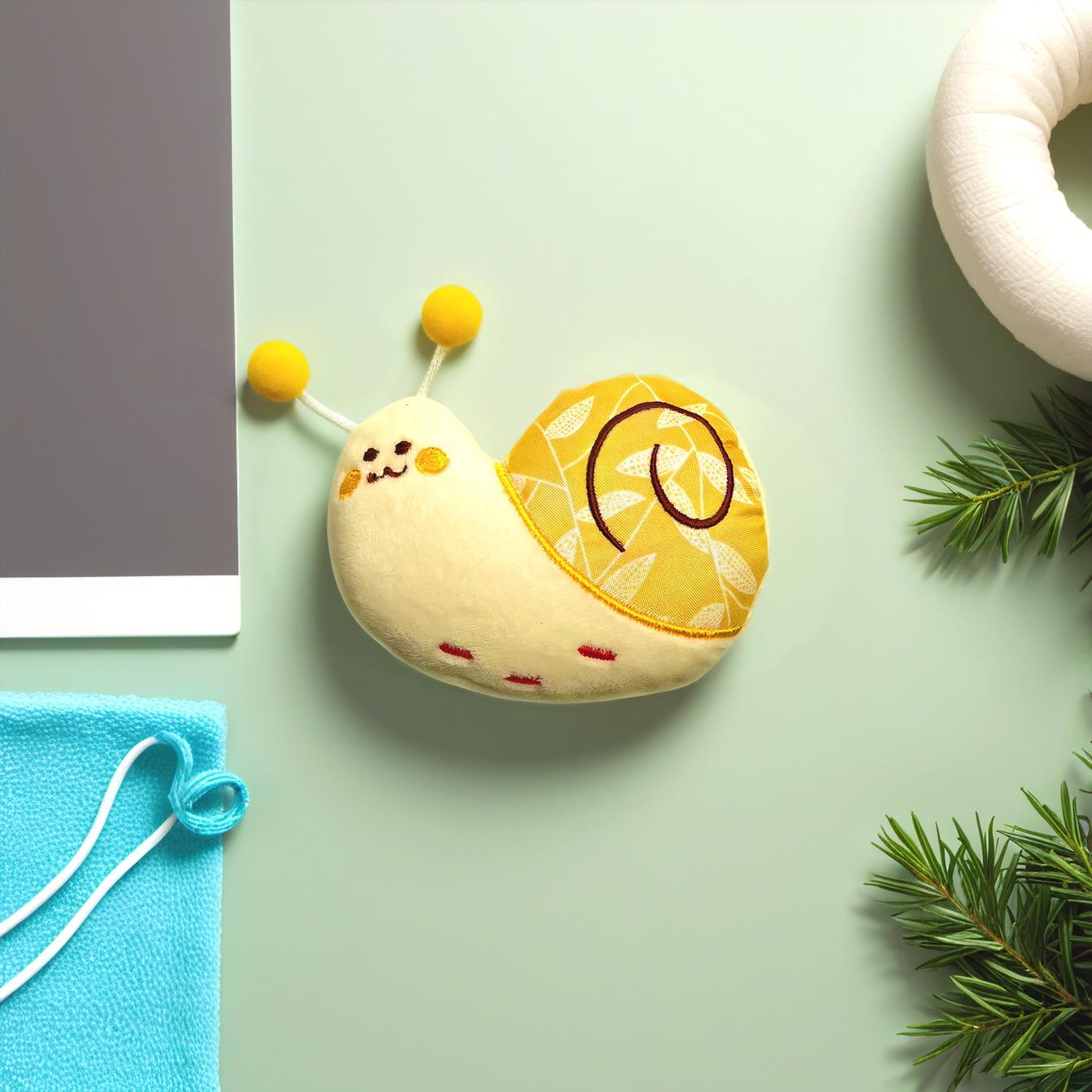 

Creative Pet Chew Toy for Teeth Cleaning, Snail - Shaped Interactive Squeaky Toy for Cats & Dogs, Fun Bite Play Supplies жовтий